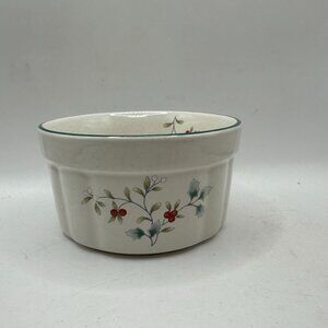 Pfaltzgraff Holiday Heritage Stoneware Bowl With Holly Pattern